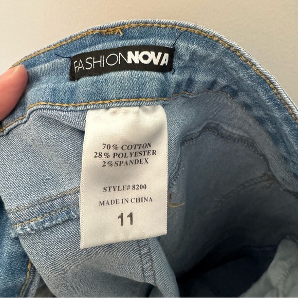 Fashion Nova Upgrade You Skinny Jeans - Picture 4 of 4